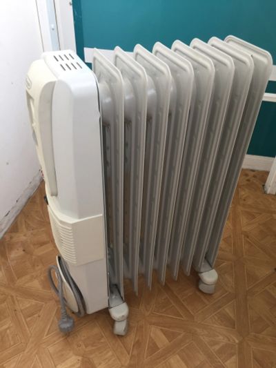 Лот: 12443133. Фото: 1. Масляный радиатор очень качественный... Обогреватели бытовые