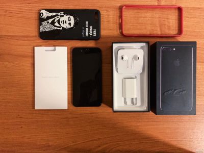 Лот: 13413325. Фото: 1. iPhone 7 Plus 128gb Black onyx... Смартфоны