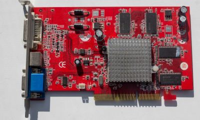 Лот: 6147742. Фото: 1. Radeon 9200. Видеокарты