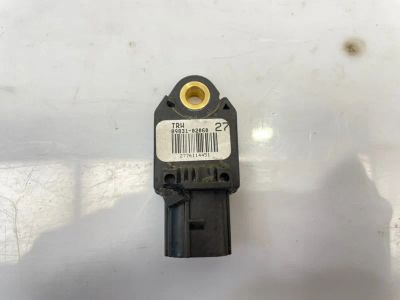 Лот: 25065015. Фото: 1. датчик airbag toyota corolla ZRE151L. Двигатель и элементы двигателя