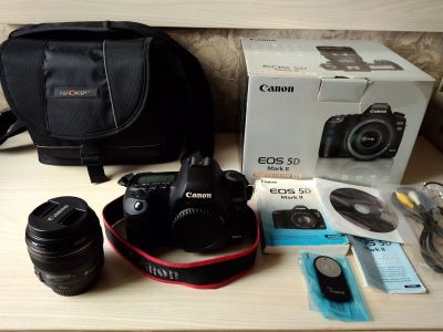 Лот: 12147065. Фото: 1. Canon EOS 5D Mark II+ объектив... Цифровые зеркальные