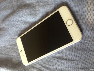 Лот: 12986822. Фото: 1. iPhone 6s white. Смартфоны