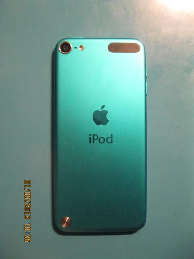 Лот: 3130053. Фото: 1. Ipod touch 5 32GB (торг) + подарок. Плееры