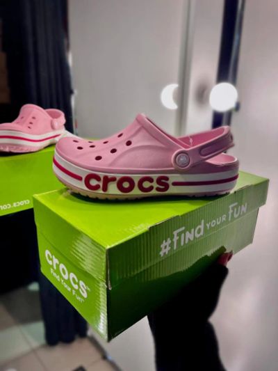 Лот: 25670451. Фото: 1. Crocs. Сабо