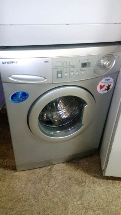 Лот: 4633011. Фото: 1. Стиральная машина Samsung F813J... Стиральные машины