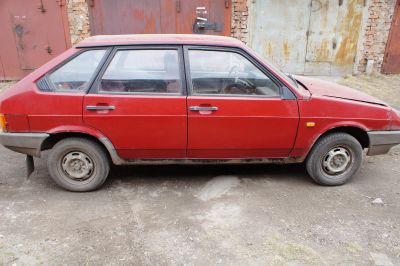 Лот: 12240940. Фото: 1. ВАЗ-21093 1990 года Первые семь... Автомобили