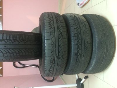 Лот: 14085589. Фото: 1. Шины Michelin diamaris 235/65... Шины