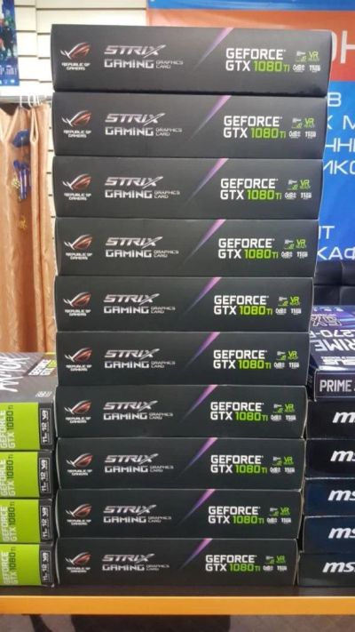 Лот: 11075685. Фото: 1. Видеокарта GTX 1080TI Asus Rog... Видеокарты