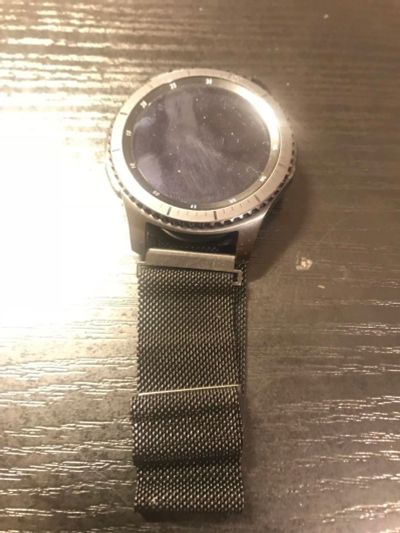 Лот: 11083950. Фото: 1. Samsung gear s3 frontier в идеале. Оригинальные наручные часы