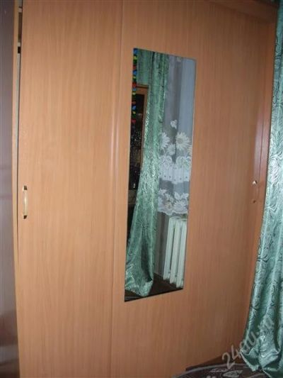 Лот: 930269. Фото: 1. шкаф трехстворчатый с зеркалом. Шкафы, шкафы-купе