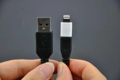 Лот: 11653840. Фото: 1. Переходник с микро USB на iPhone... Шлейфы, кабели, переходники