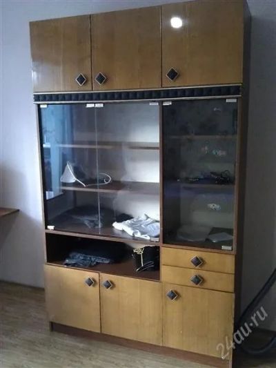 Лот: 1174301. Фото: 1. Сервант, шкаф. Гостиные, стенки, горки