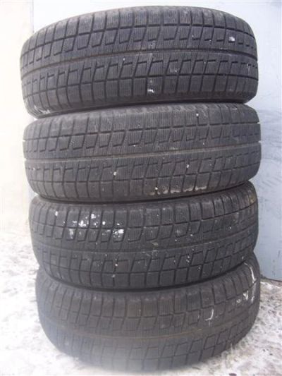 Лот: 2362177. Фото: 1. Шины 185/65 15 Bridgestone Revo2... Шины
