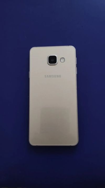 Лот: 23272039. Фото: 1. Samsung Galaxy a3. Смартфоны