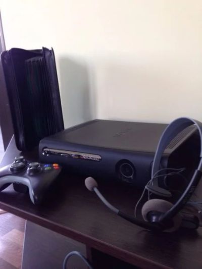 Лот: 7069875. Фото: 1. X-box 360. Игровые приставки, консоли