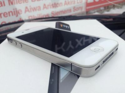 Лот: 4772861. Фото: 1. iPhone 4s 64g белый. Смартфоны