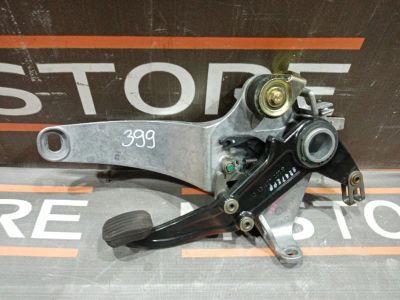 Лот: 20428267. Фото: 1. Педаль тормоза Mercedes-Benz M-Class... Кузов