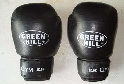 Лот: 95205. Фото: 1. Боксерские перчатки GREEN HILL... Другое (тяжелая атлетика)