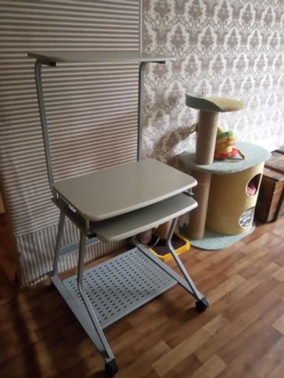 Лот: 9724980. Фото: 1. Стол компьютерный. Компьютерные и письменные столы