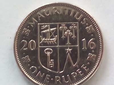 Лот: 18747766. Фото: 1. Монета Маврикия 1 рупия, 2016. Африка