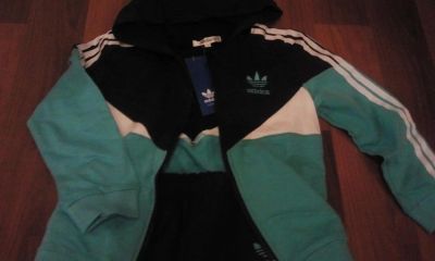 Лот: 3391768. Фото: 1. Детский костюм adidas !!!. Костюмы, пиджаки, комбинезоны