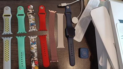 Лот: 20290287. Фото: 1. Apple Watch 6 40mm синие. Смарт-часы, фитнес-браслеты, аксессуары