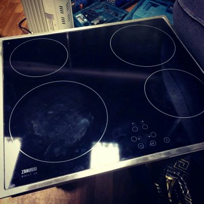Лот: 11076323. Фото: 1. Электроплита Zanussi ZKT622HX. Плиты, духовые шкафы, варочные поверхности
