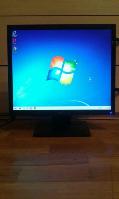 Лот: 8457961. Фото: 1. монитор Acer v193 диагональ 19... ЖК-мониторы