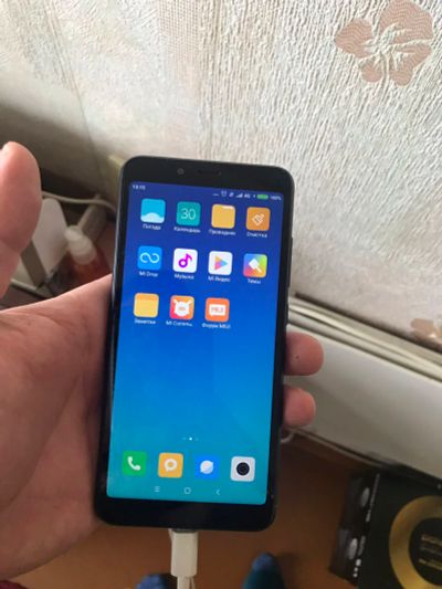 Лот: 14479229. Фото: 1. Xiaomi Redmi 6a. Смартфоны