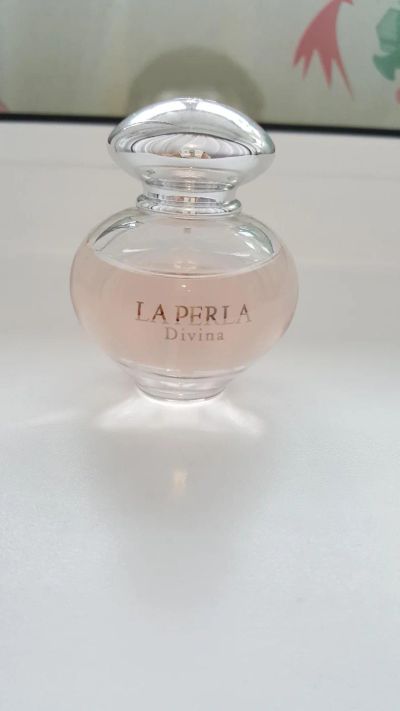 Лот: 11188577. Фото: 1. La Perla Divina, 30 ml, italy. Женская парфюмерия
