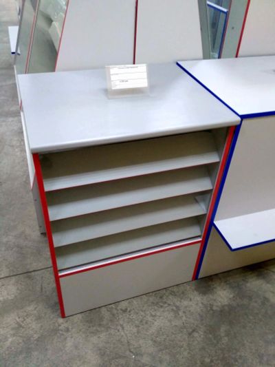 Лот: 13704484. Фото: 1. Прилавок из лдсп 900х650х500(11065805... Торговое