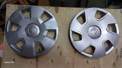 Лот: 17458838. Фото: 1. Колпак колёсный оргинальный Skoda... Колпаки
