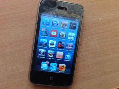 Лот: 11033510. Фото: 1. Айфон Apple iPhone 3g 16Гб 3 черный. Смартфоны