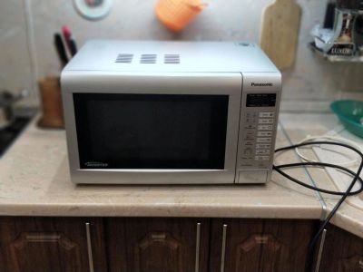 Лот: 10811000. Фото: 1. Микроволновая печь Panasonic NN-G348M. Микроволновки, мини-печи