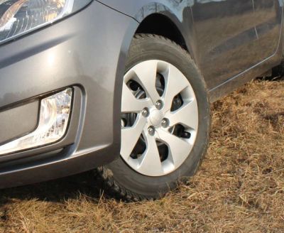 Лот: 3155172. Фото: 1. Штамповки с колпаками от KIA RIO... Диски