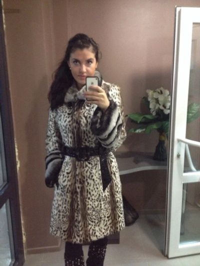 Лот: 8230909. Фото: 1. Шуба. Верхняя одежда