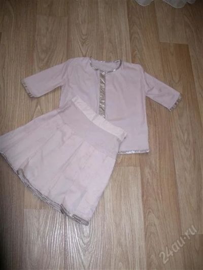 Лот: 2106975. Фото: 1. Костюм (юбка+ блуза) 7- 10 лет. Платья, сарафаны