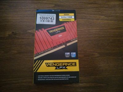 Лот: 16068557. Фото: 1. Оперативная память Corsair Vengeance... Оперативная память