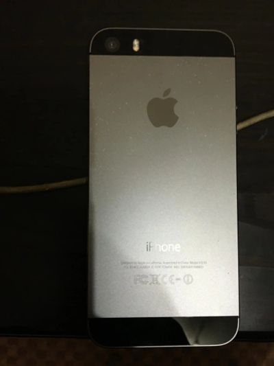 Лот: 6442335. Фото: 1. iPhone 5s. Смартфоны