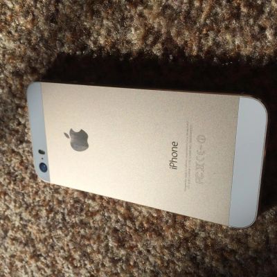 Лот: 6078971. Фото: 1. iphone 5s 32 gb Gold/ Рст/ LTE... Смартфоны