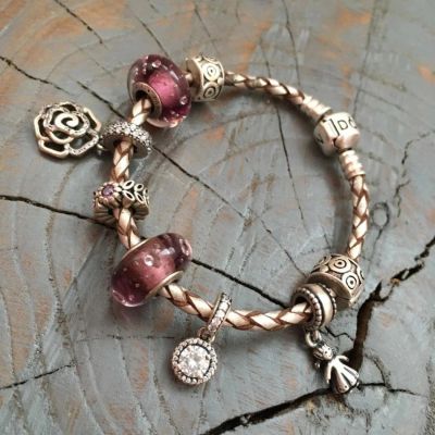 Лот: 10781610. Фото: 1. Барслет с шармами Pandora оригинал... Ремешки, браслеты