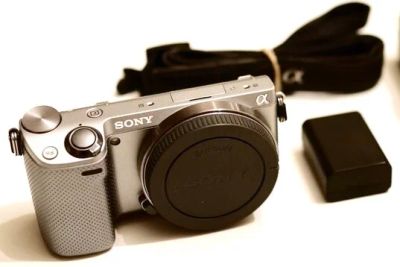 Лот: 9222754. Фото: 1. Sony nex 5T body. Цифровые беззеркальные со сменной оптикой