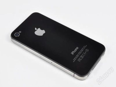 Лот: 2030640. Фото: 1. Продам срочно Iphone 4 32Gb черный. Кнопочные мобильные телефоны