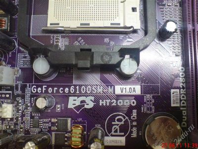Лот: 1040756. Фото: 1. материнская плата GeForce 6100SM-M. Материнские платы