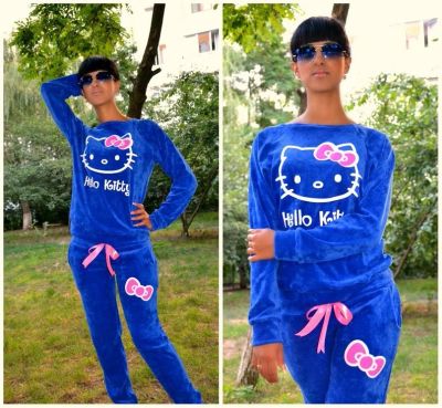 Лот: 4783086. Фото: 1. Костюм спортивный Хеллоу Китти... Костюмы