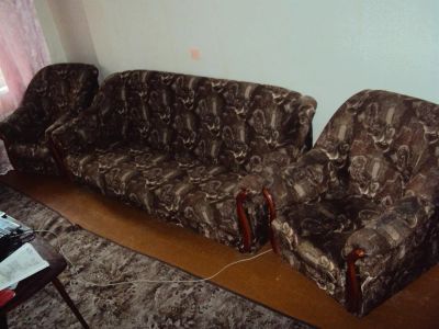 Лот: 3168846. Фото: 1. Диван+ 2 кресла. Кресла, пуфы