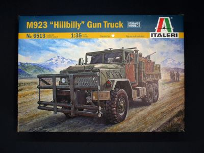Лот: 14589731. Фото: 1. Сборная модель Italeri M923 Hillbilly... Военная техника