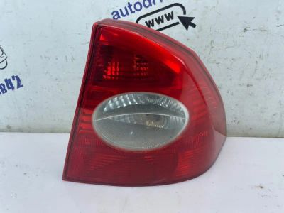 Лот: 24965320. Фото: 1. фонарь Ford Focus CB4. Двигатель и элементы двигателя