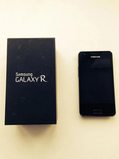 Лот: 3785248. Фото: 1. Samsung Galaxy R. Смартфоны