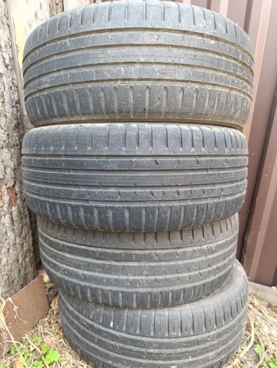 Лот: 25273579. Фото: 1. Шины летние Nokian 215/55/16. Шины